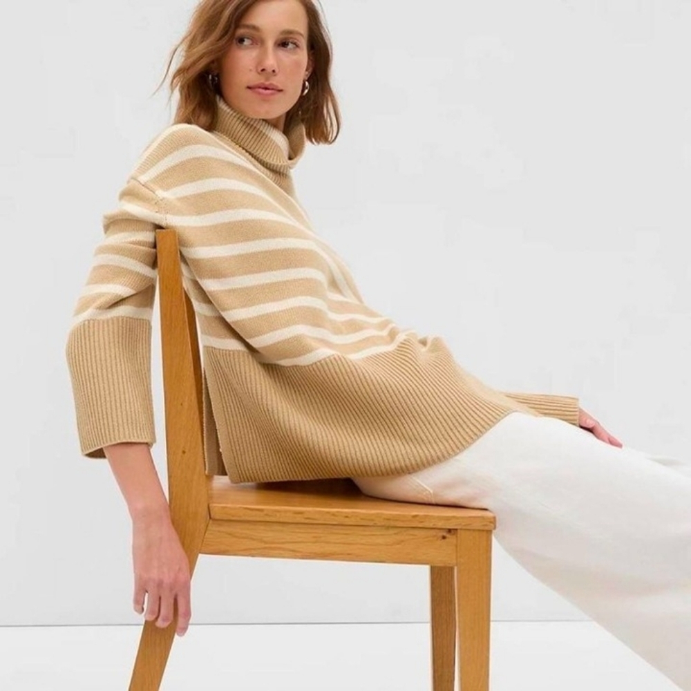 GAP Split-Hem Turtleneck Sweater Camel Stripe Beige White Size S